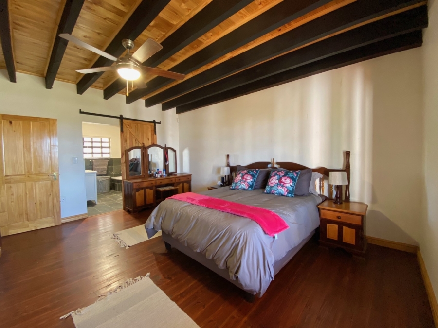 5 Bedroom Property for Sale in Hopefield Western Cape